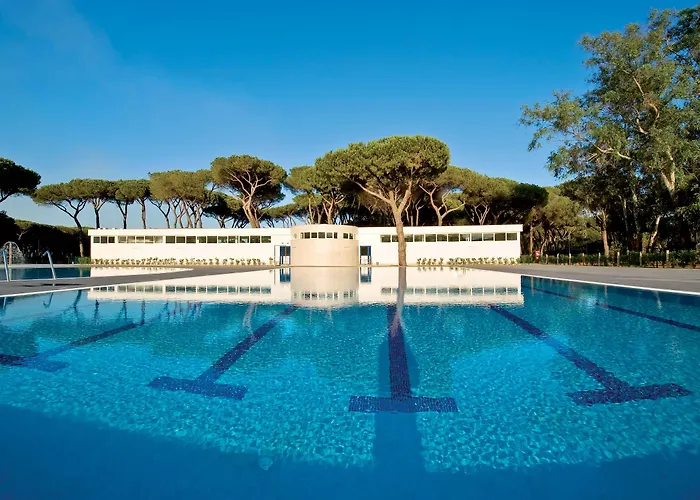 Gebetsroither - Village Capitol Acampamento 4*