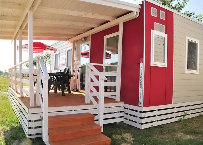 Acampamento Gebetsroither - Village Capitol 4*